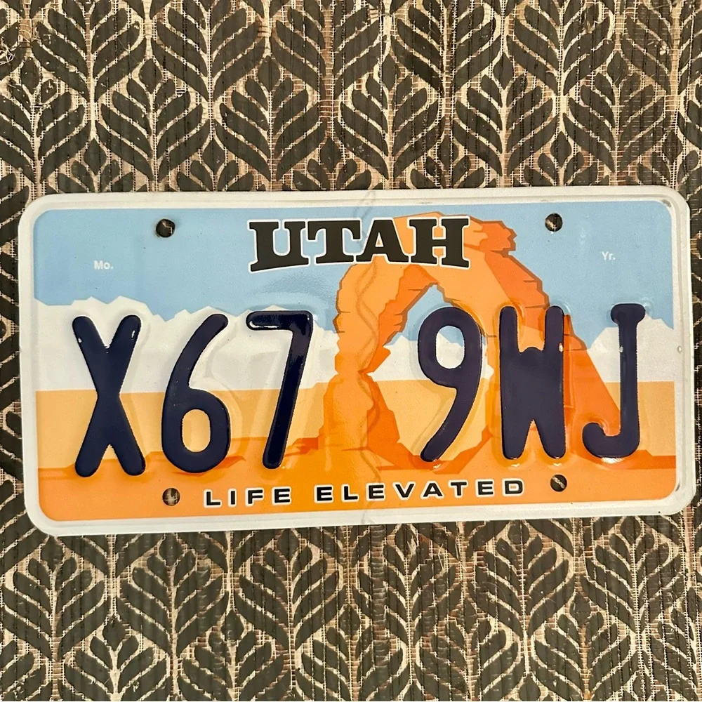 Utah Life Elevated License Plate
